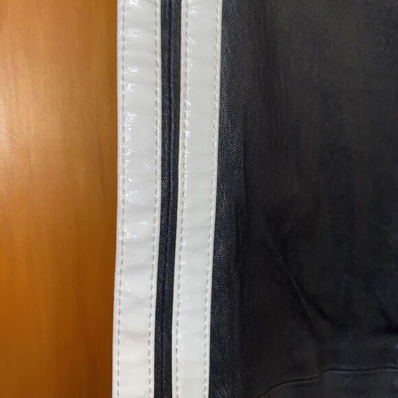 NWOT rag & bone | Black 100% Lamb Leather Jeans/Pants w/ White Stripes - Size 27 - Picture 4 of 12